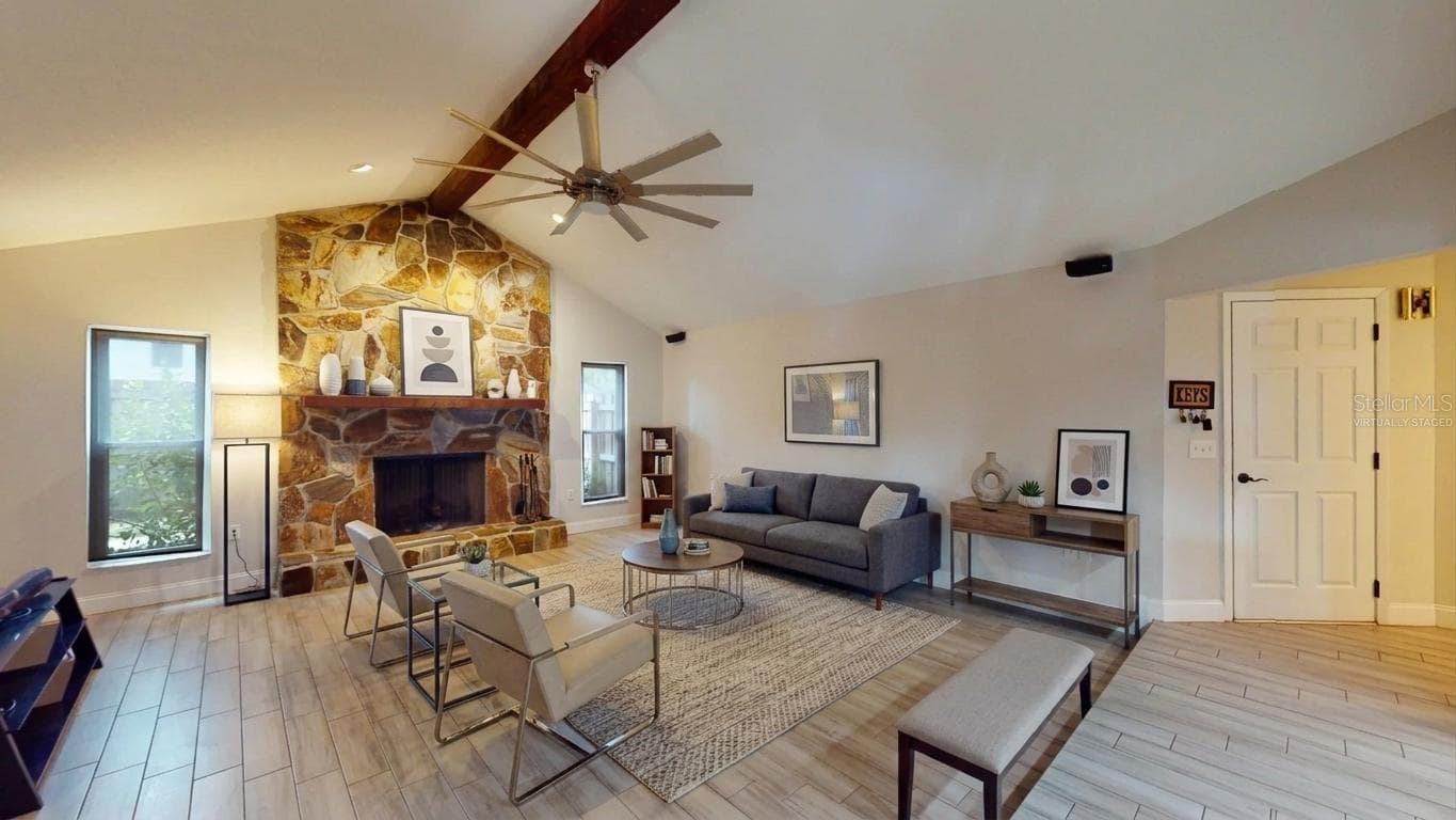 7121 Odoniel Loop W photo 4