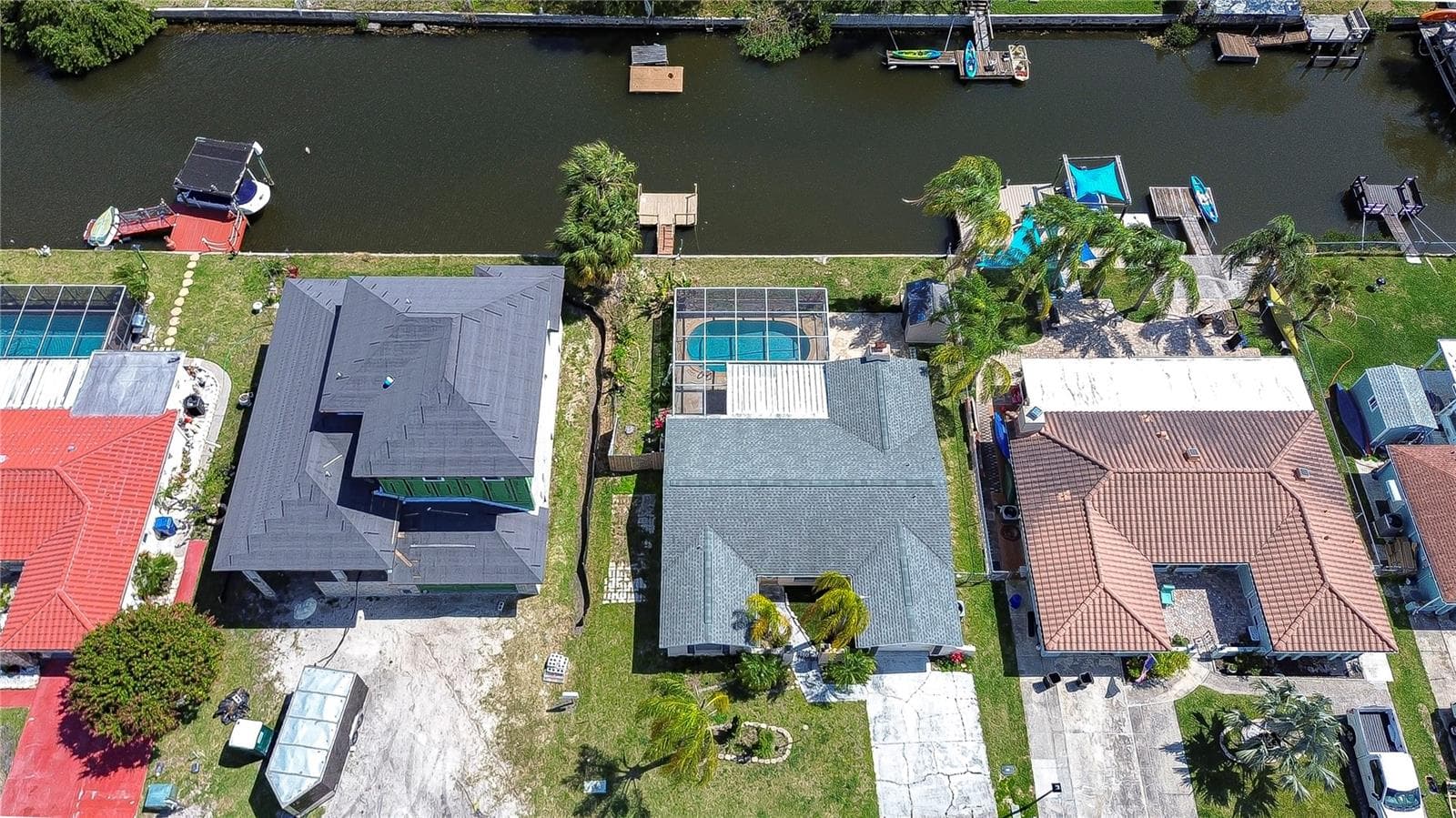 9826 Island Harbor Dr photo 3
