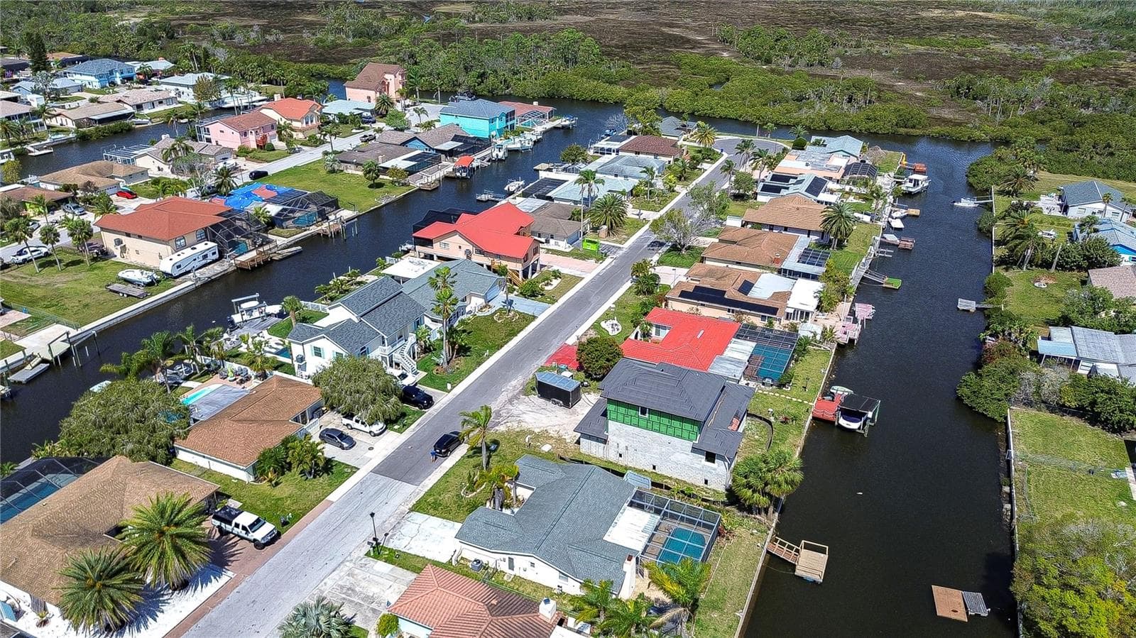 9826 Island Harbor Dr photo 4
