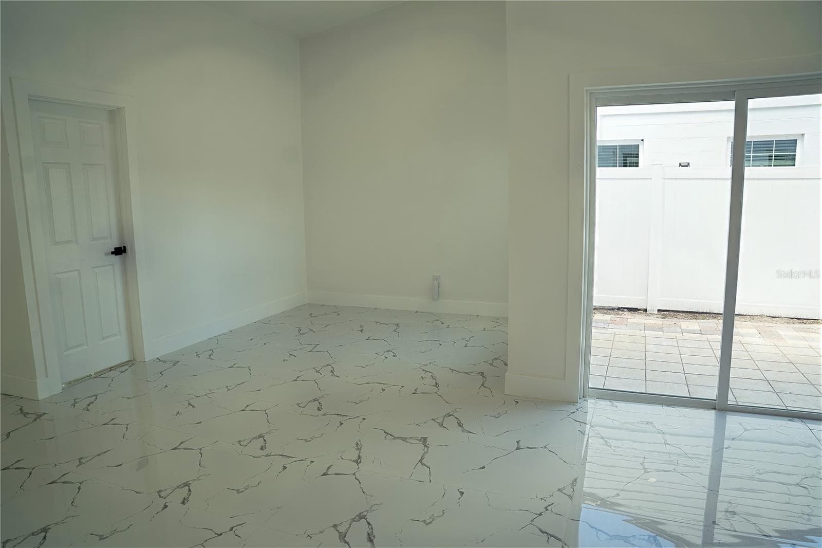 9224 Camino Villa Blvd photo 4