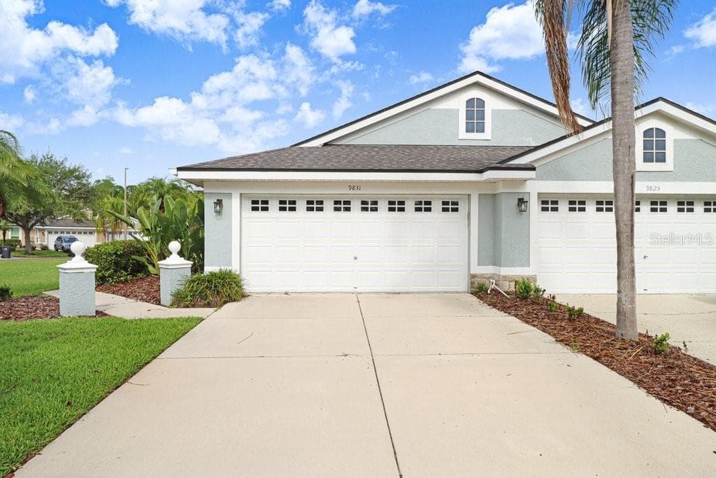 9831 Gingerwood Dr photo 3