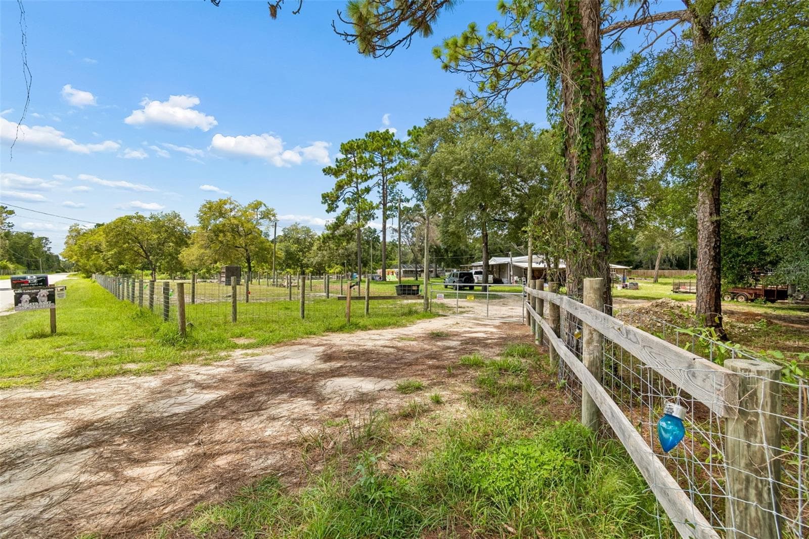 18020 Rigsby Rd photo 2