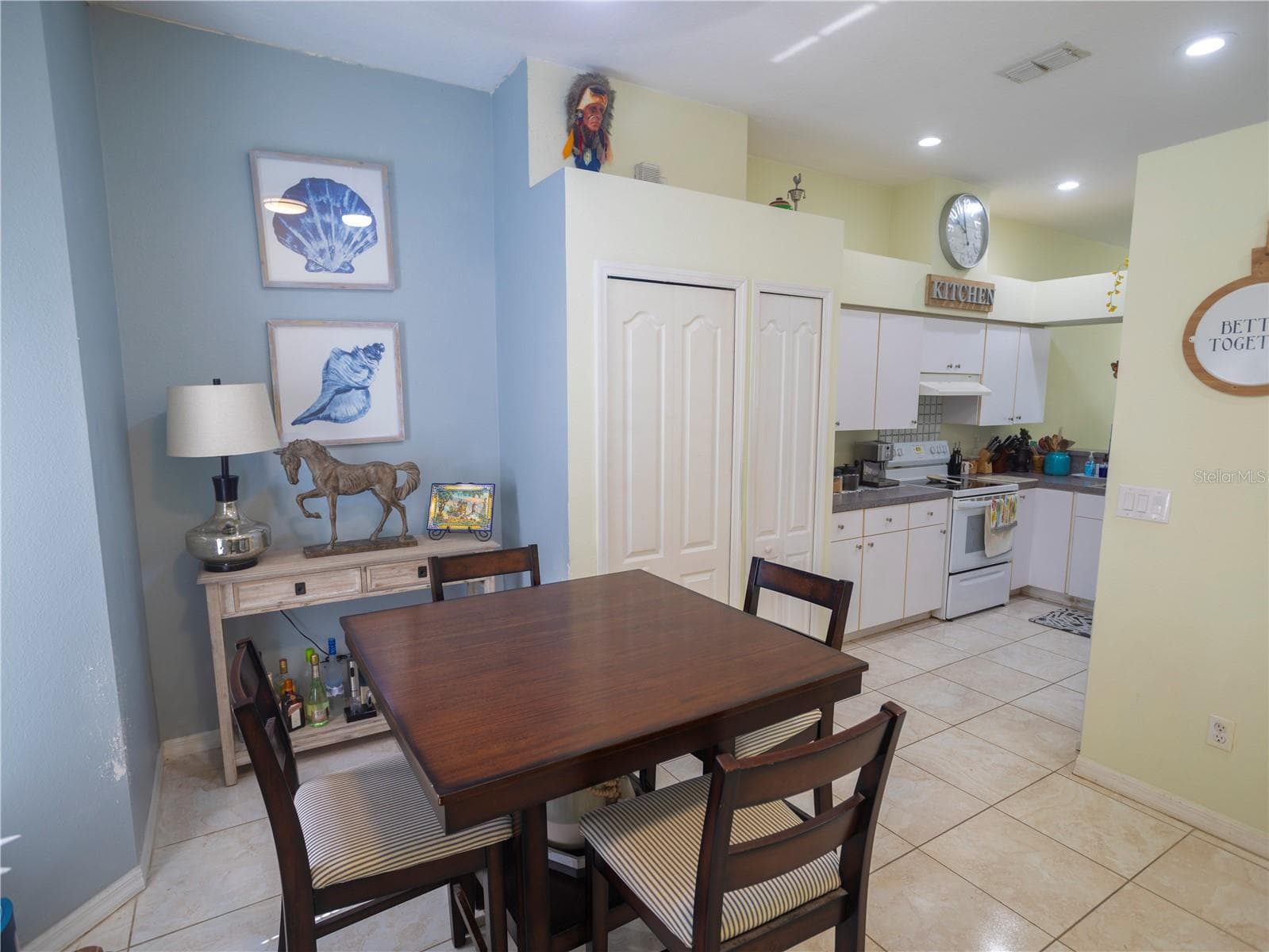 12537 Hollybrook Ln photo 3