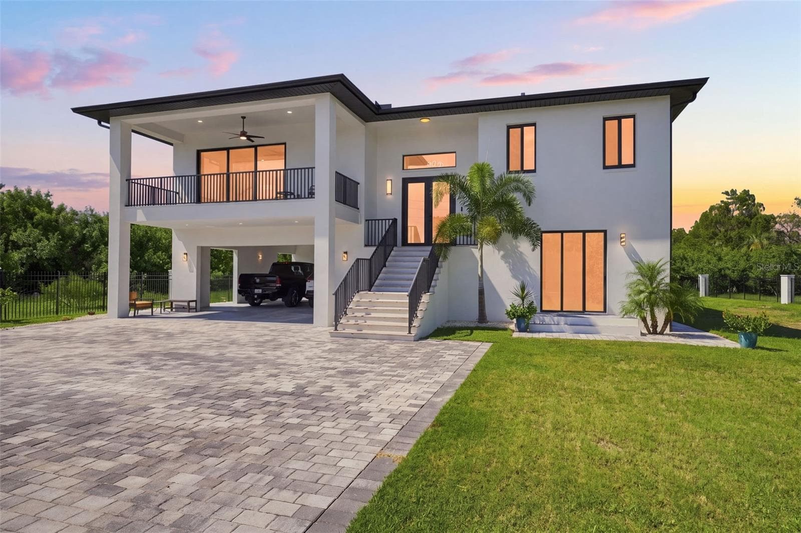 5035 Bay Blvd photo 2