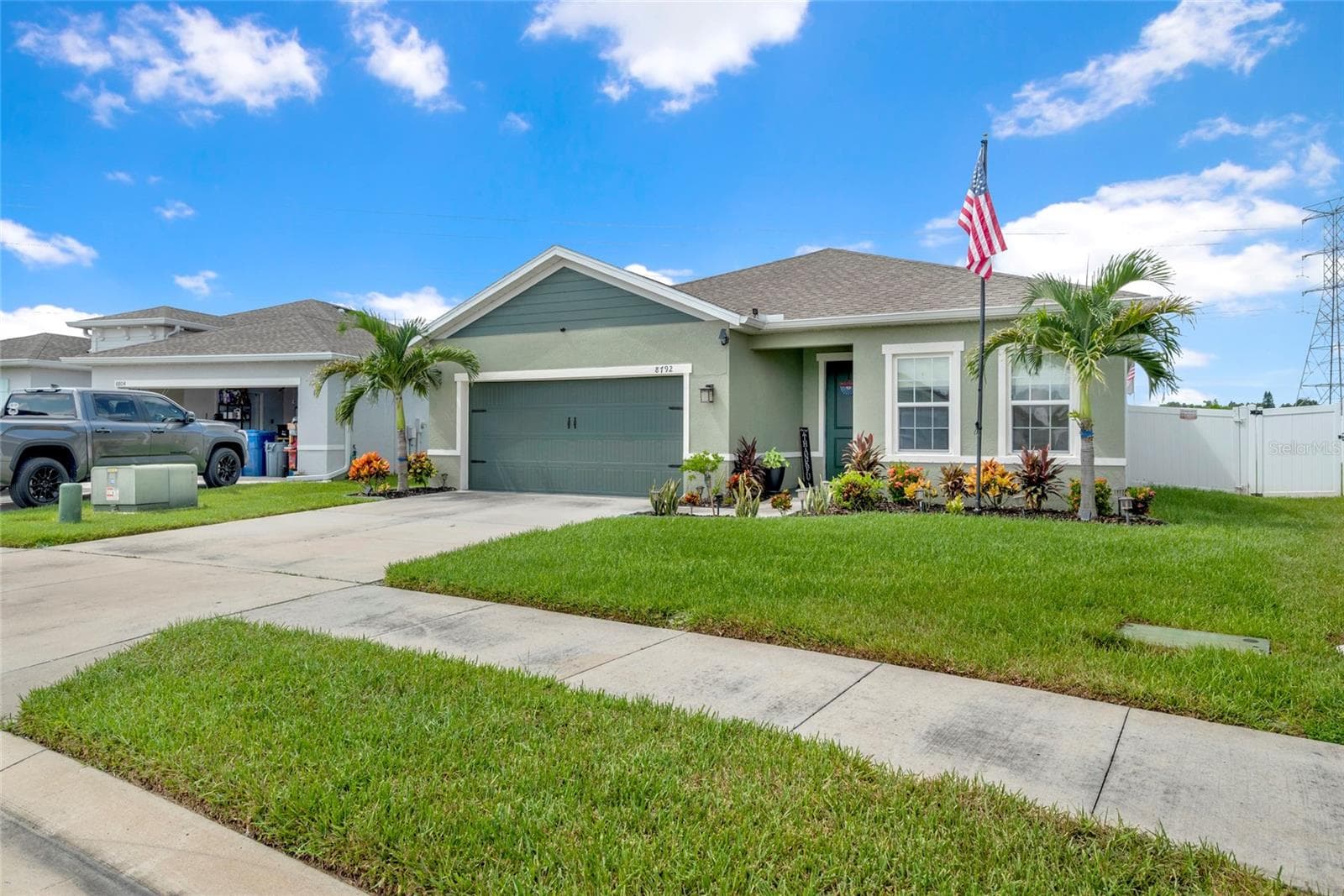 8792 Prairie Creek Dr photo 3