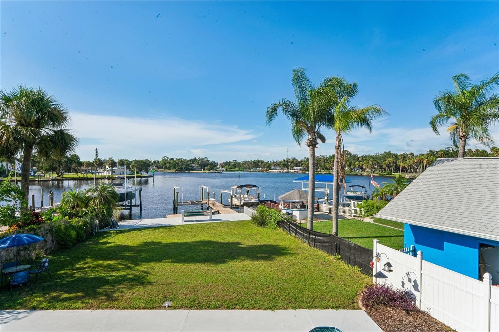 5531 Manatee Point Dr photo 3