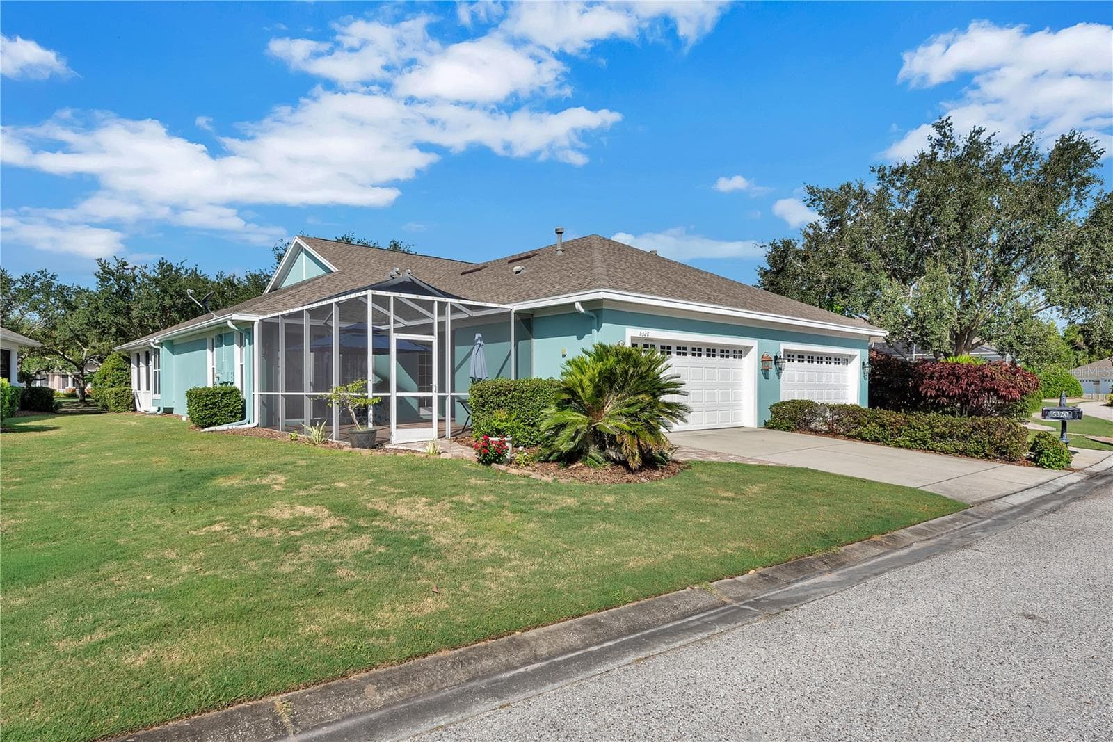 5320 Golden Isles Dr photo 3