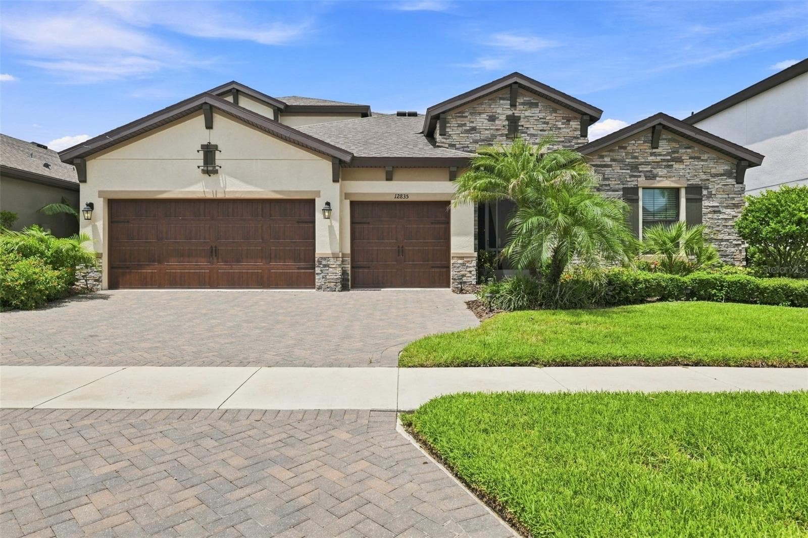 12835 Satin Lily Dr photo 3