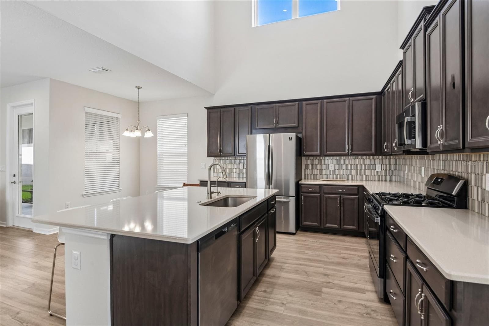 13690 Stevenson Ln photo 5