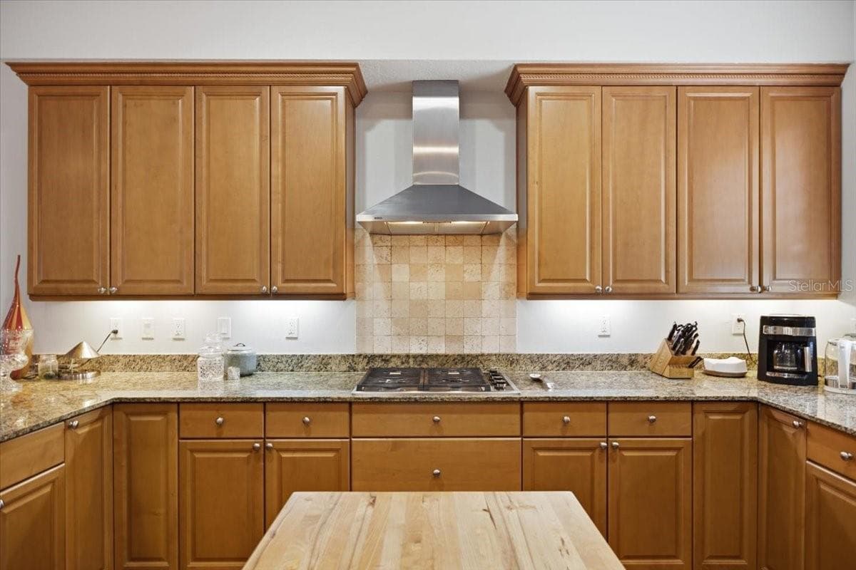 114 E Davis Blvd #8 photo 3
