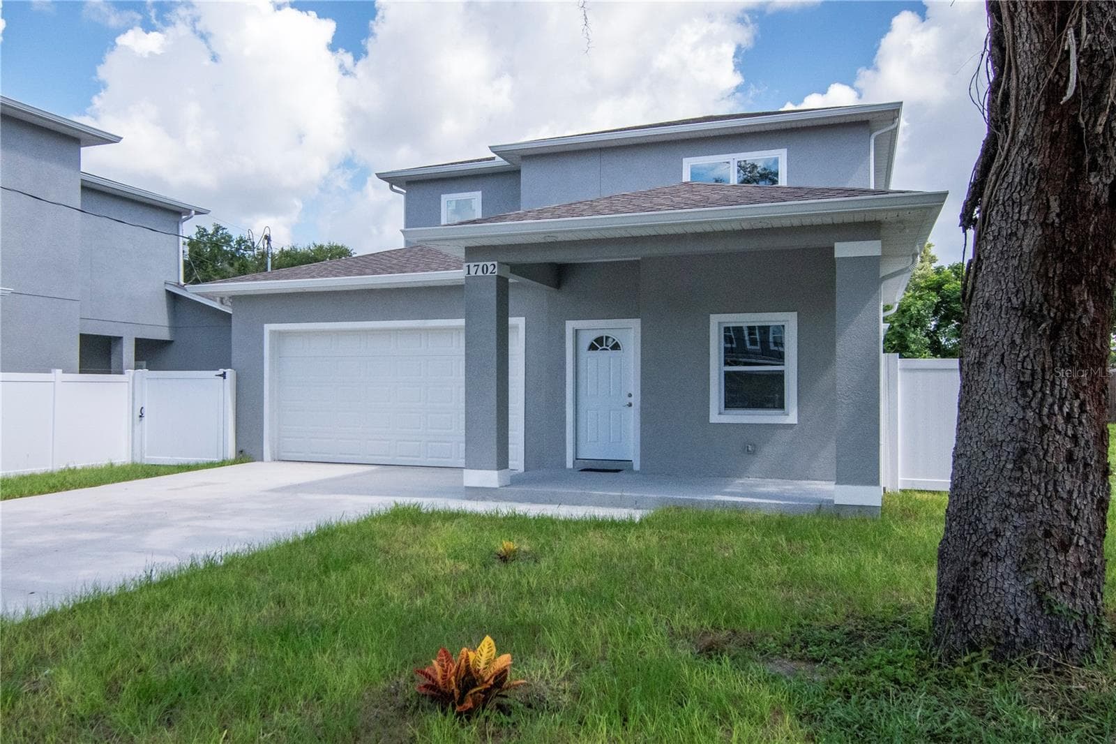 1702 E Annona Ave photo 2