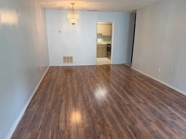 7523 Dolonita Dr #7523 photo 3