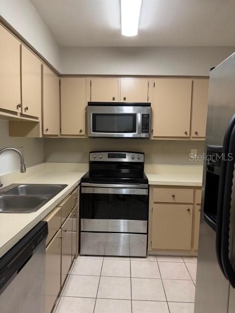7523 Dolonita Dr #7523 photo 4