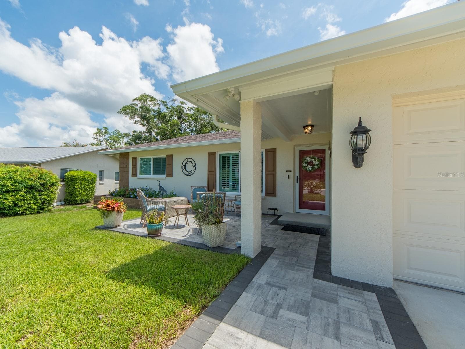 1207 Timberbrooke Dr photo 3