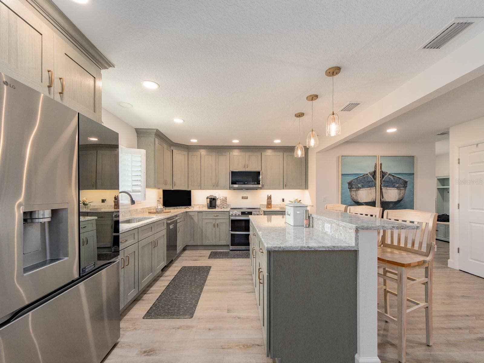 1207 Timberbrooke Dr photo 4