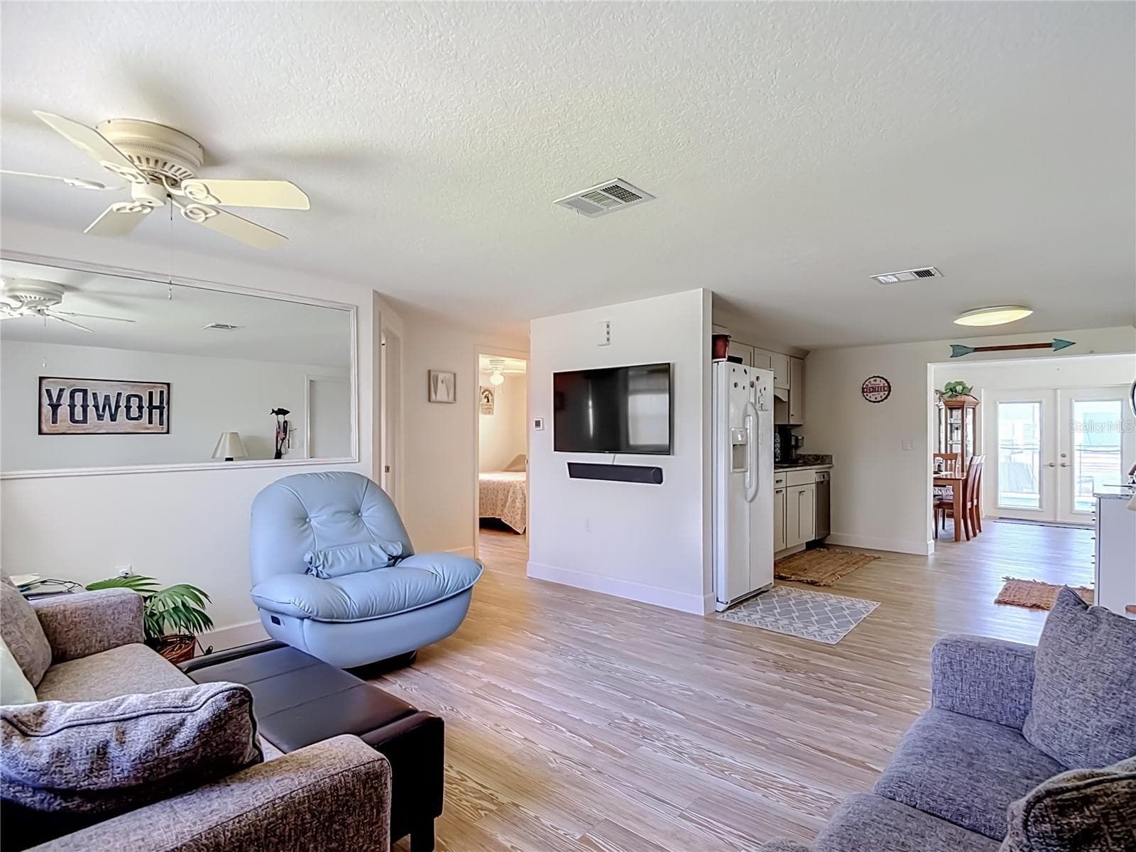 7629 Hatteras Dr photo 3