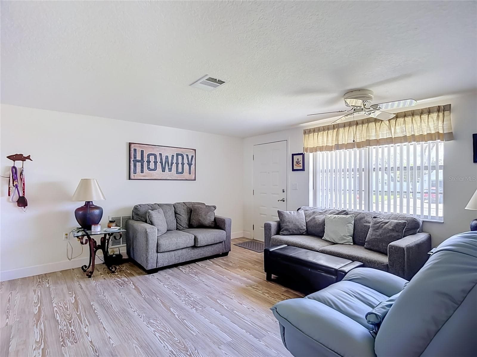 7629 Hatteras Dr photo 5