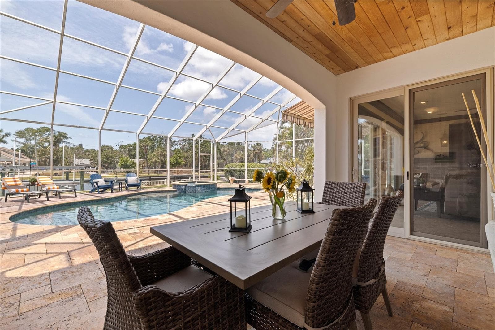 3931 Pompano Dr SE photo 4