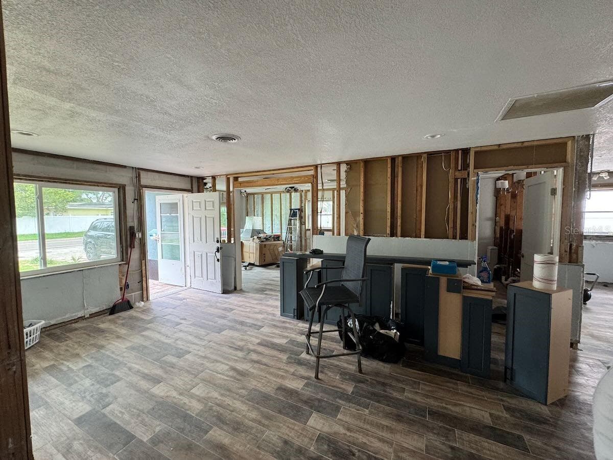 5451 Bayou Grande Blvd NE photo 3
