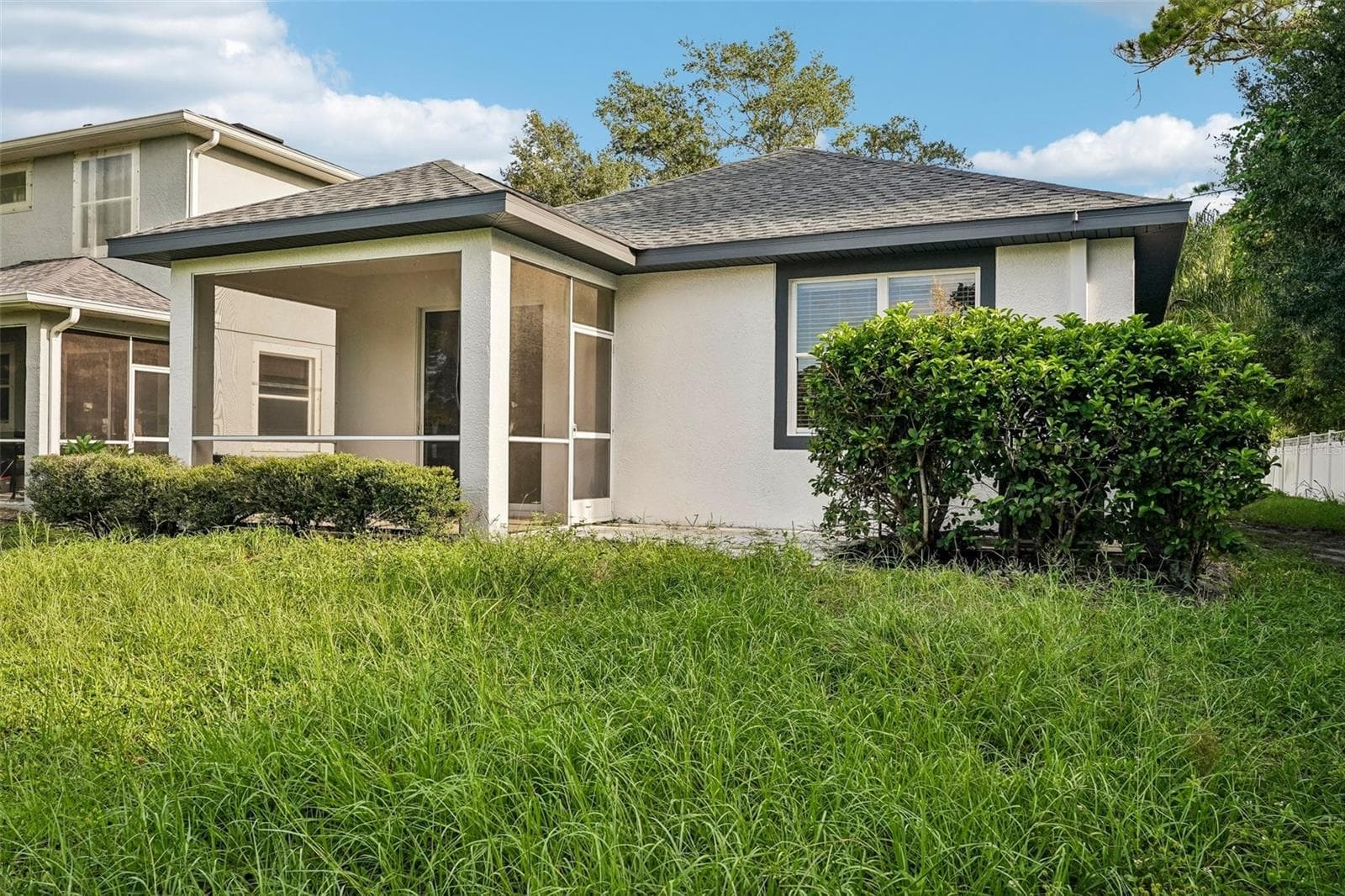 1468 Daryl Dr photo 4