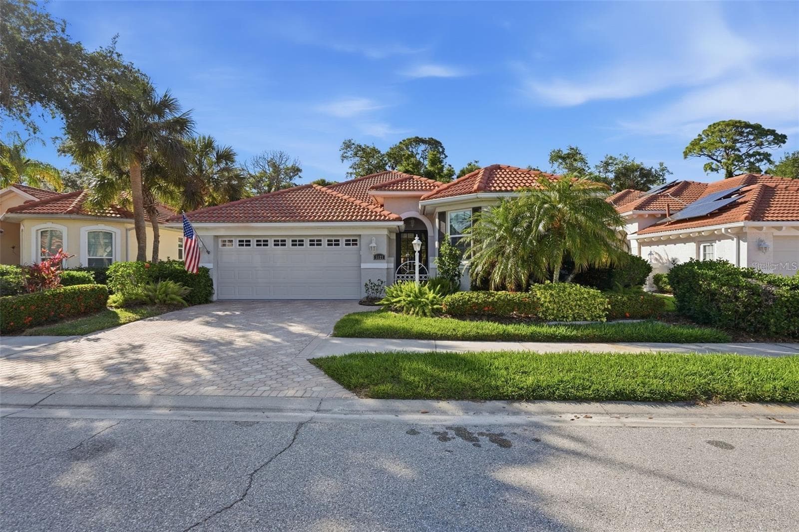5127 Hanging Moss Ln photo 5