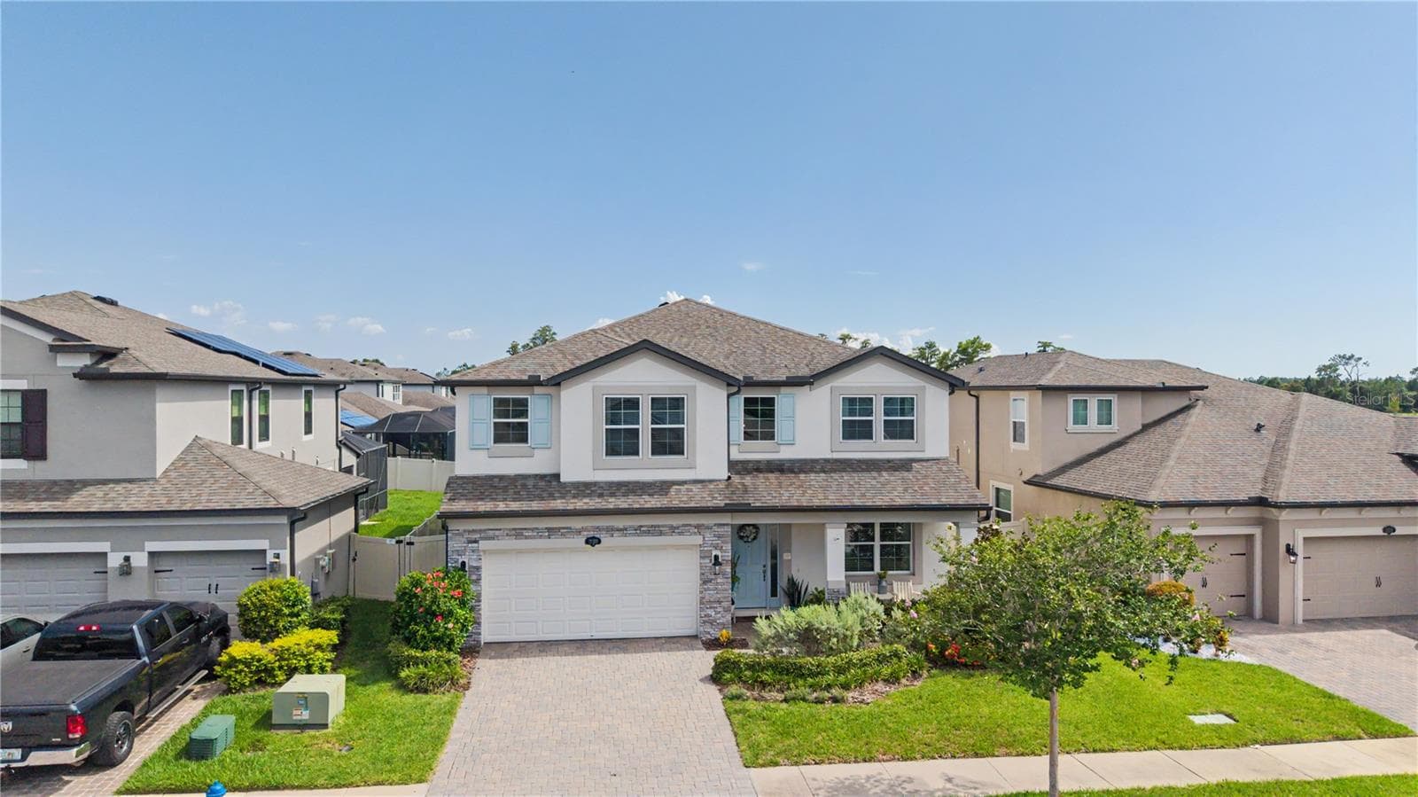 19308 Breynia Dr photo 2