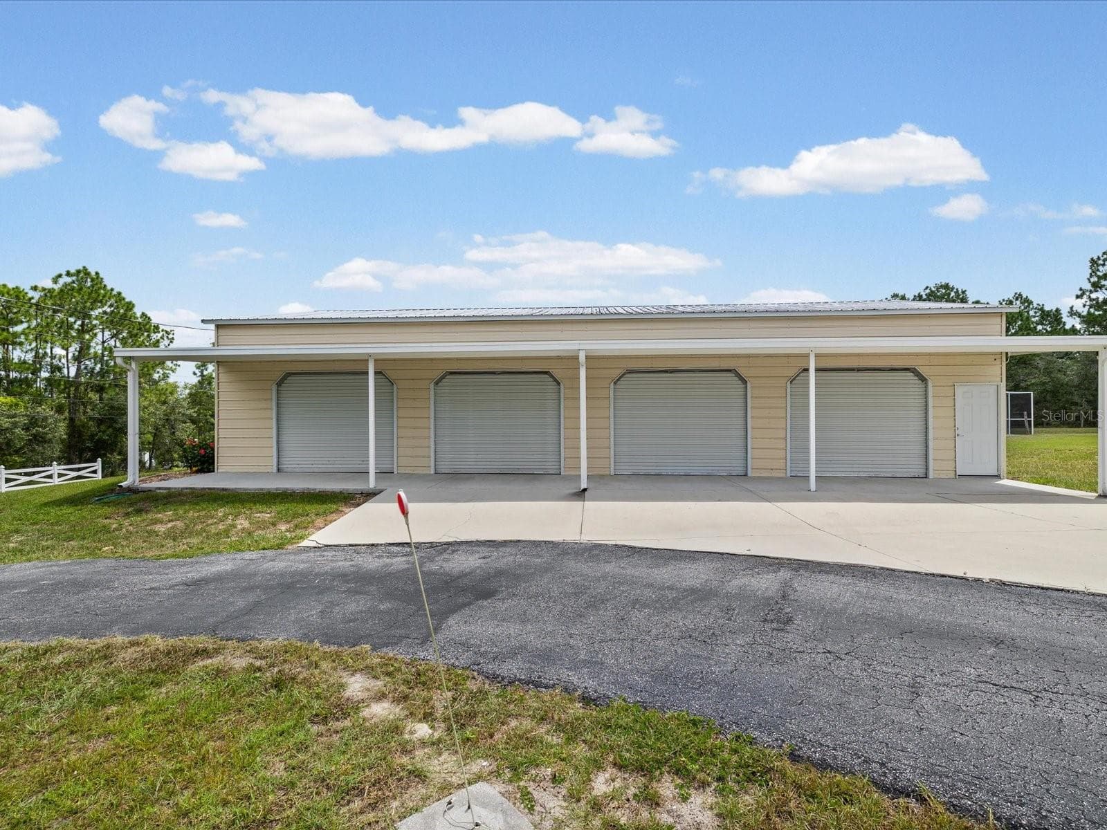 14204 Highgrove Rd photo 5