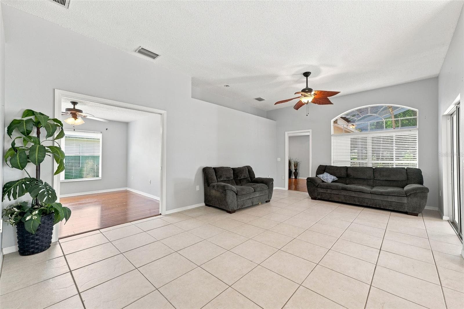 18420 Fairway Green Dr photo 4