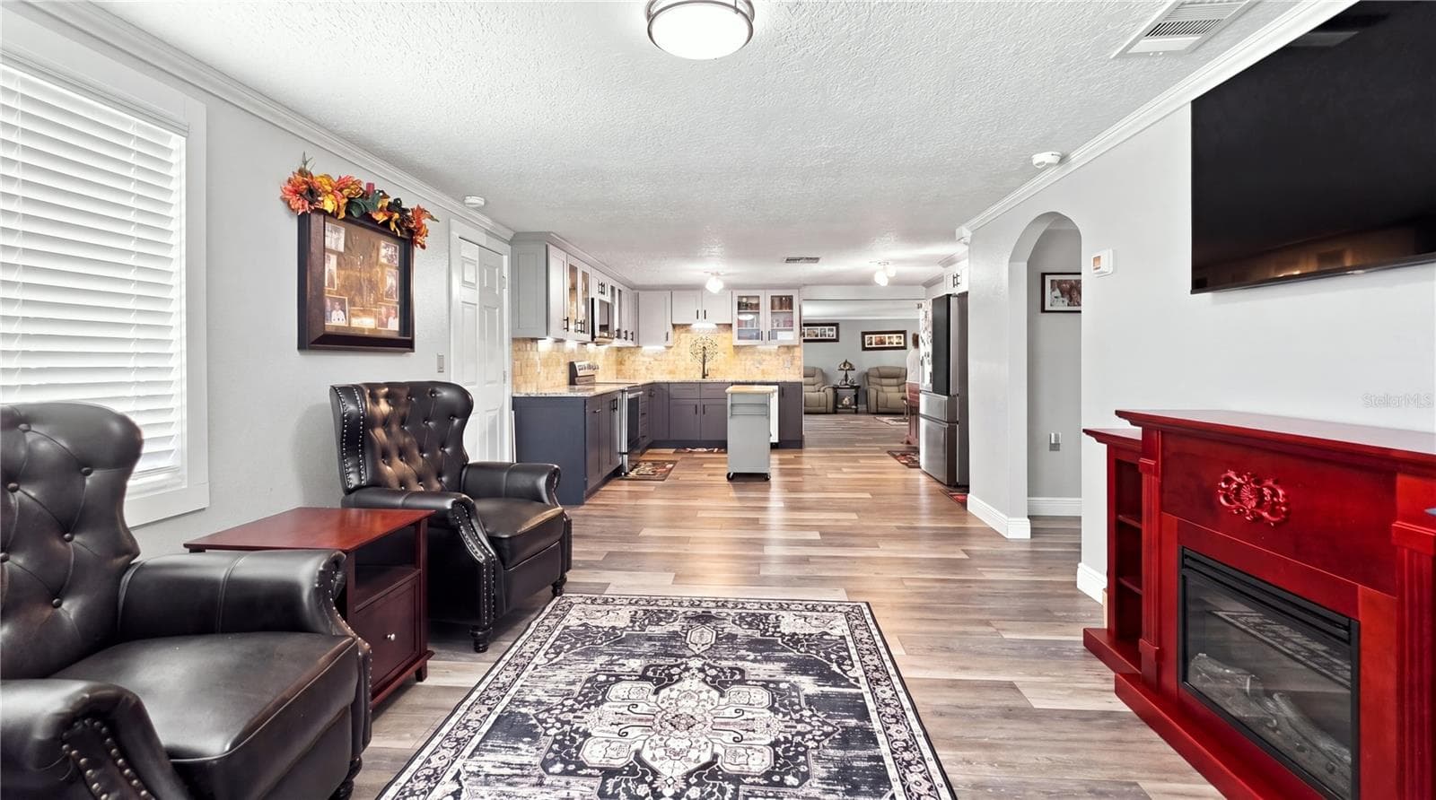 14125 Plum Ln photo 3