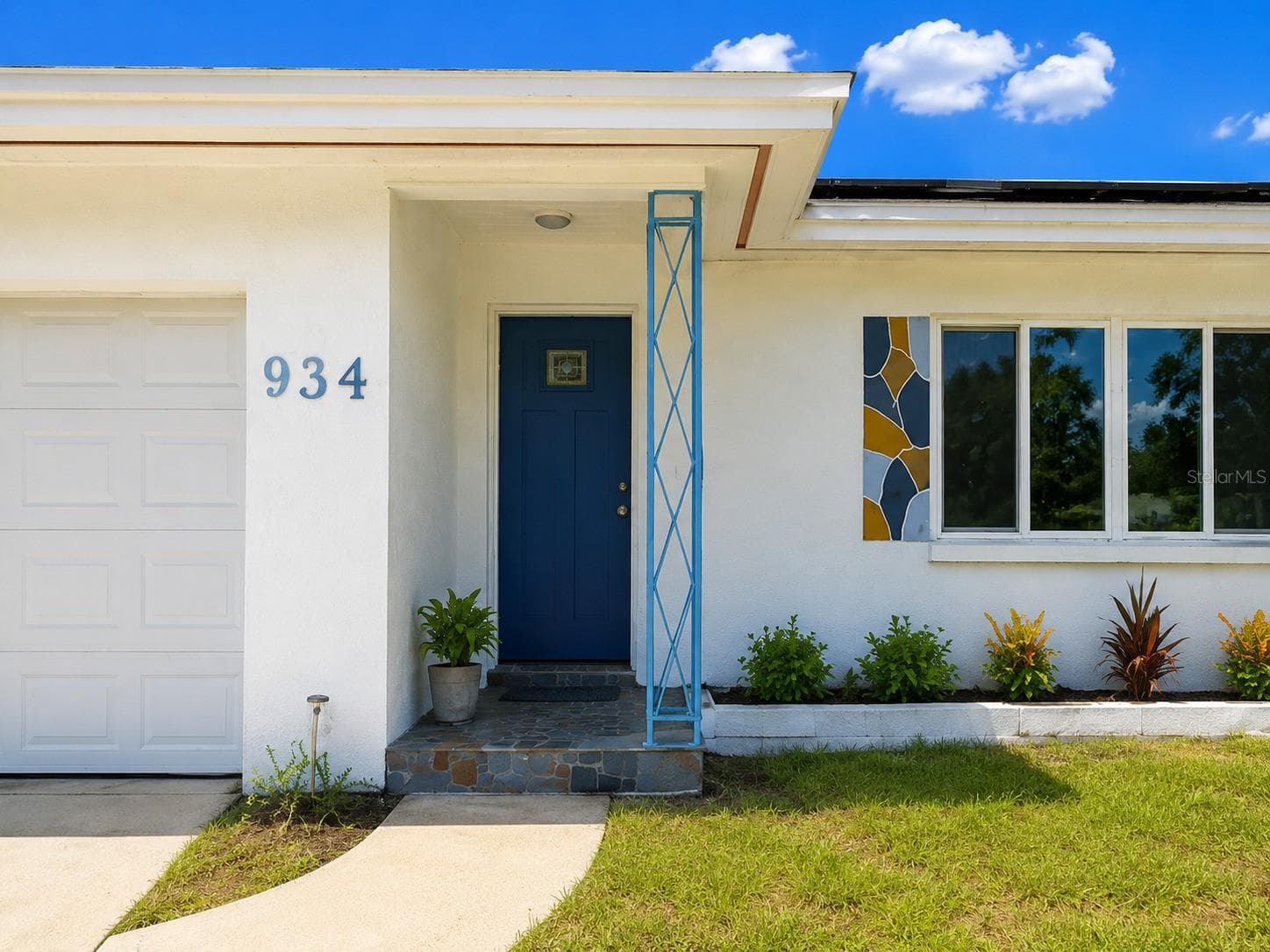 934 Hillwood Dr photo 3