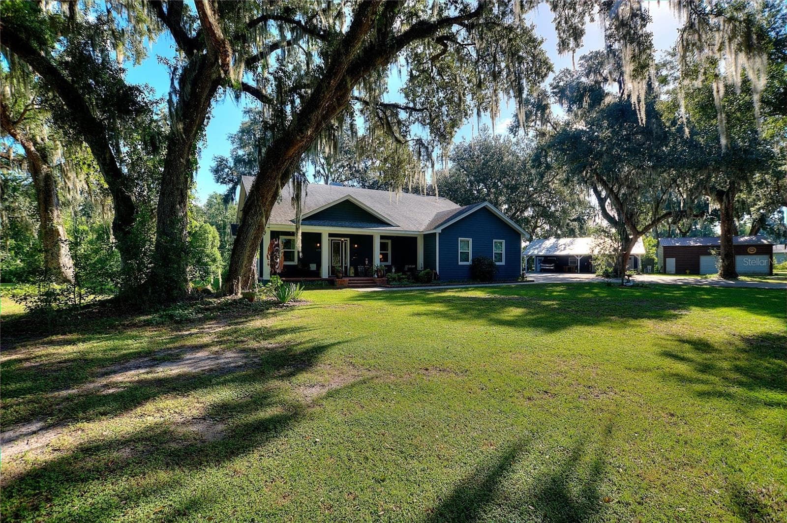 4251 Glenview photo 2