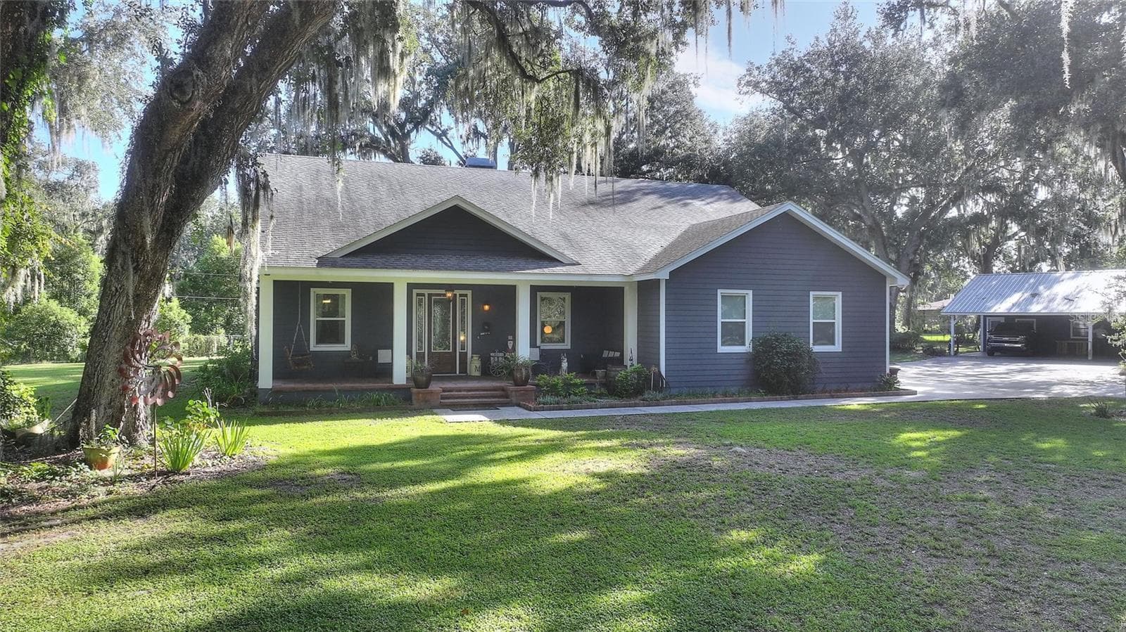 4251 Glenview photo 4