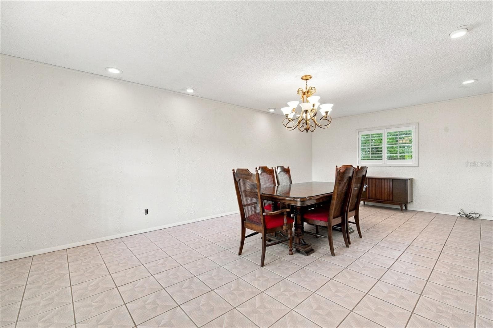 2705 Silver Lake Ave photo 5