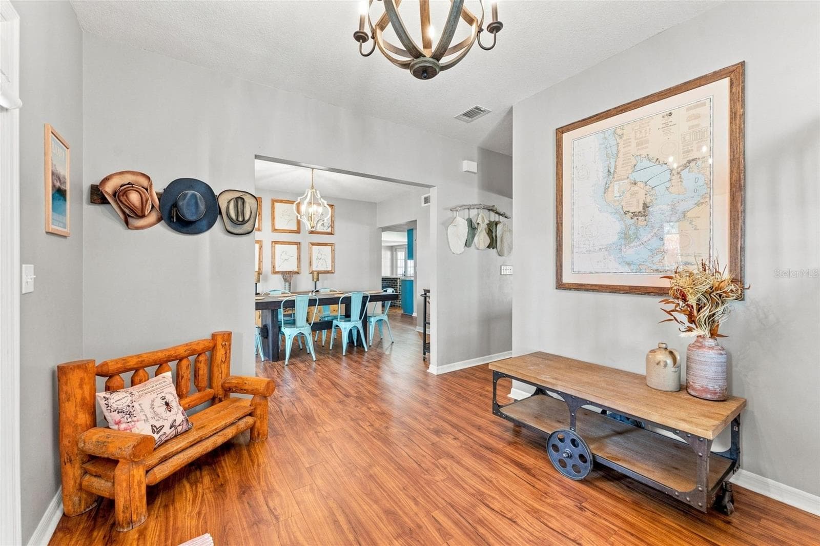 15622 Indian Queen Dr photo 4