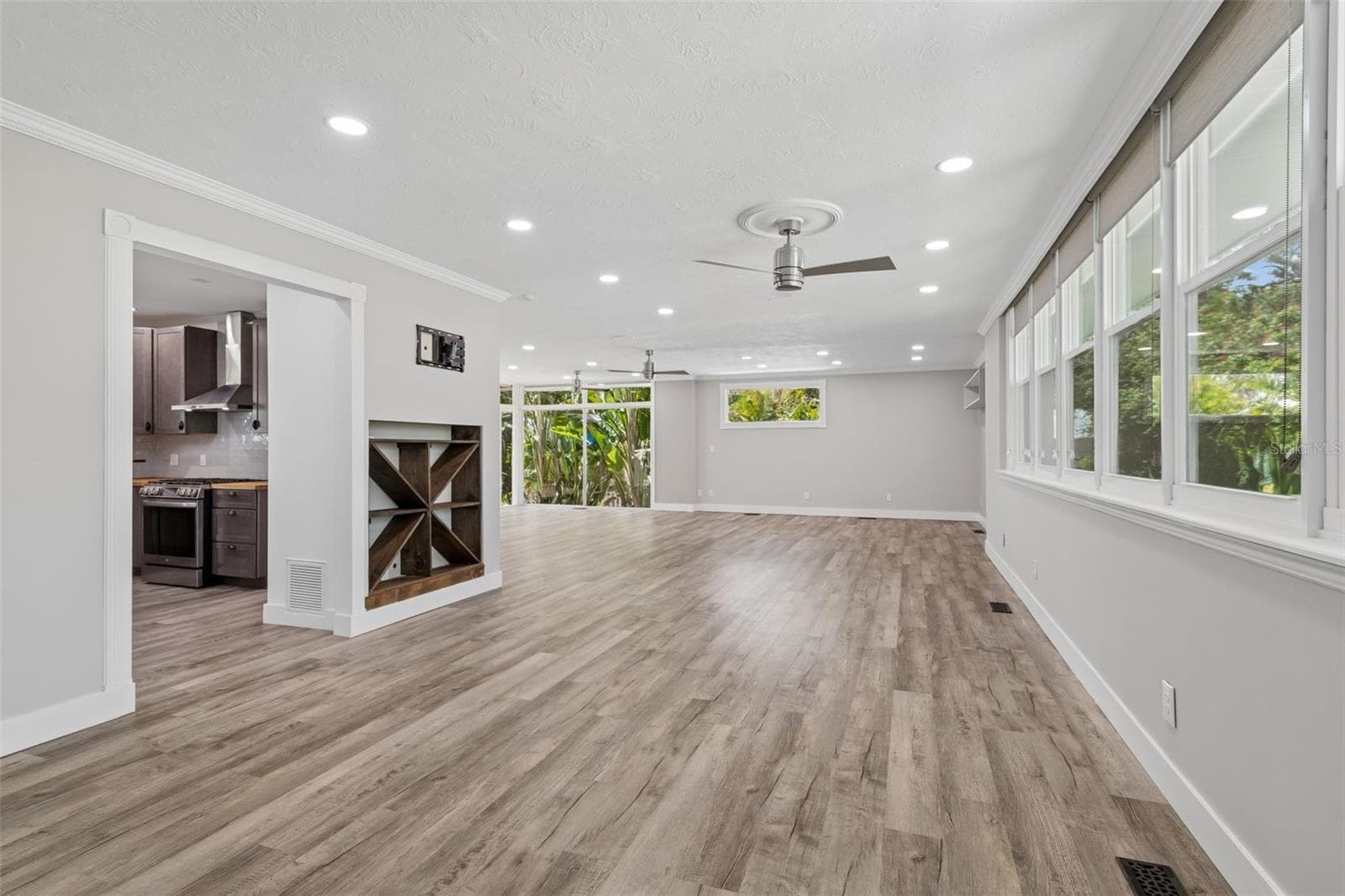 904 Bayshore Dr photo 5