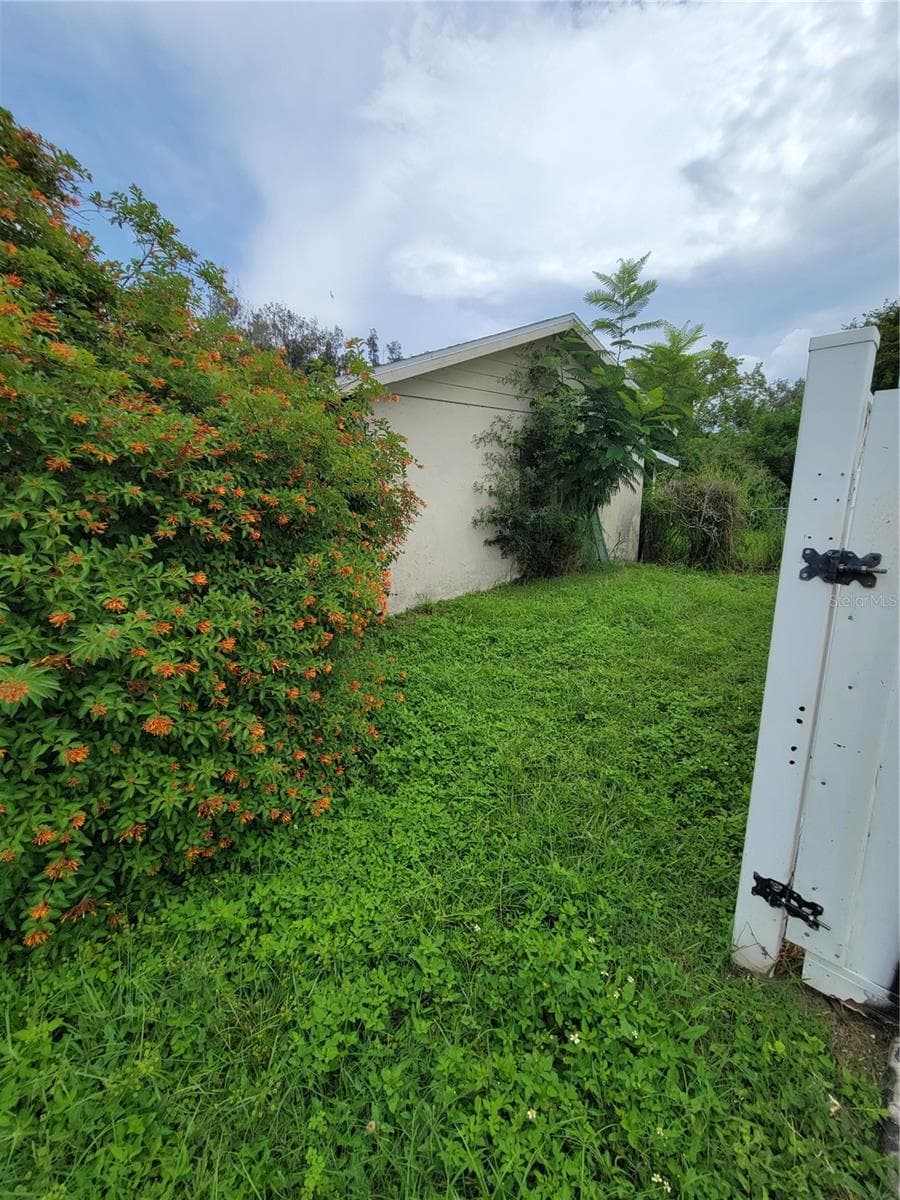 311 42nd Street CT W photo 3