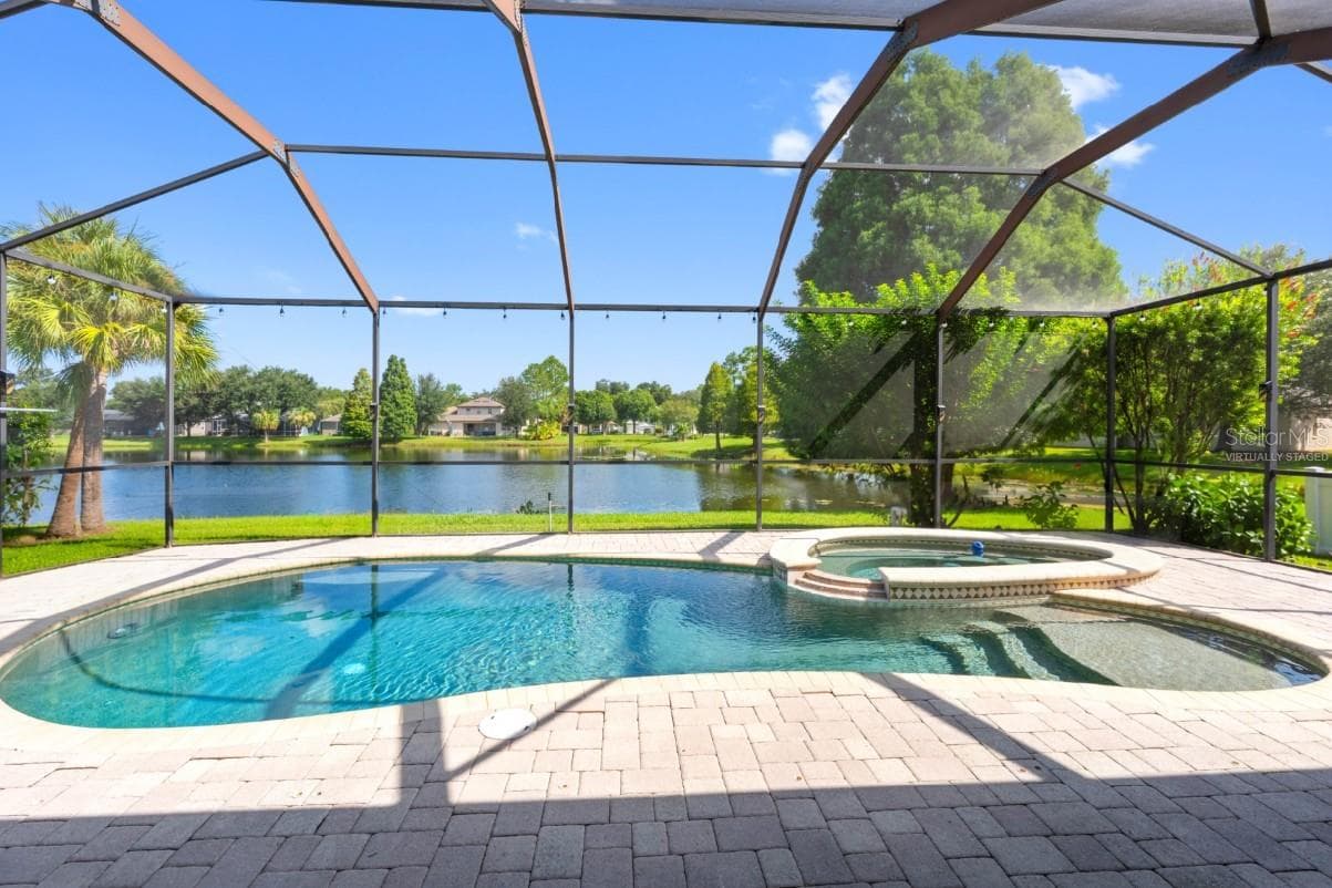 11916 Summer Springs Dr photo 2
