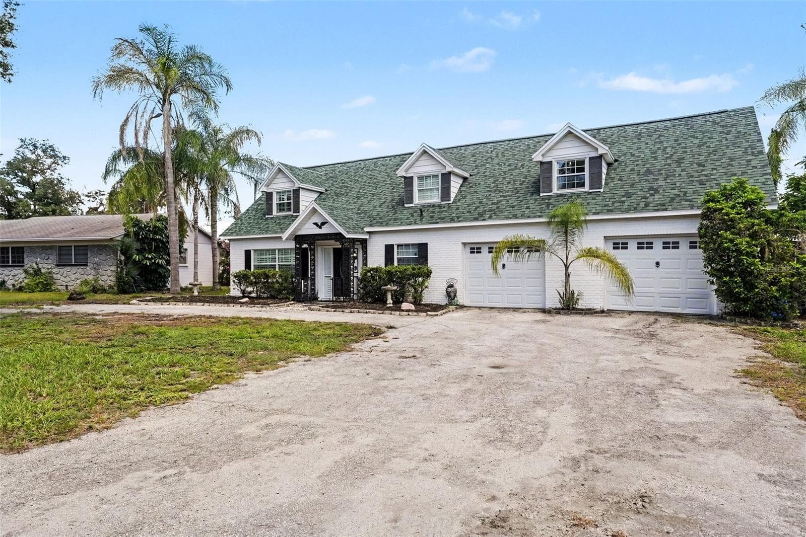 404 Clarissa Dr photo 2