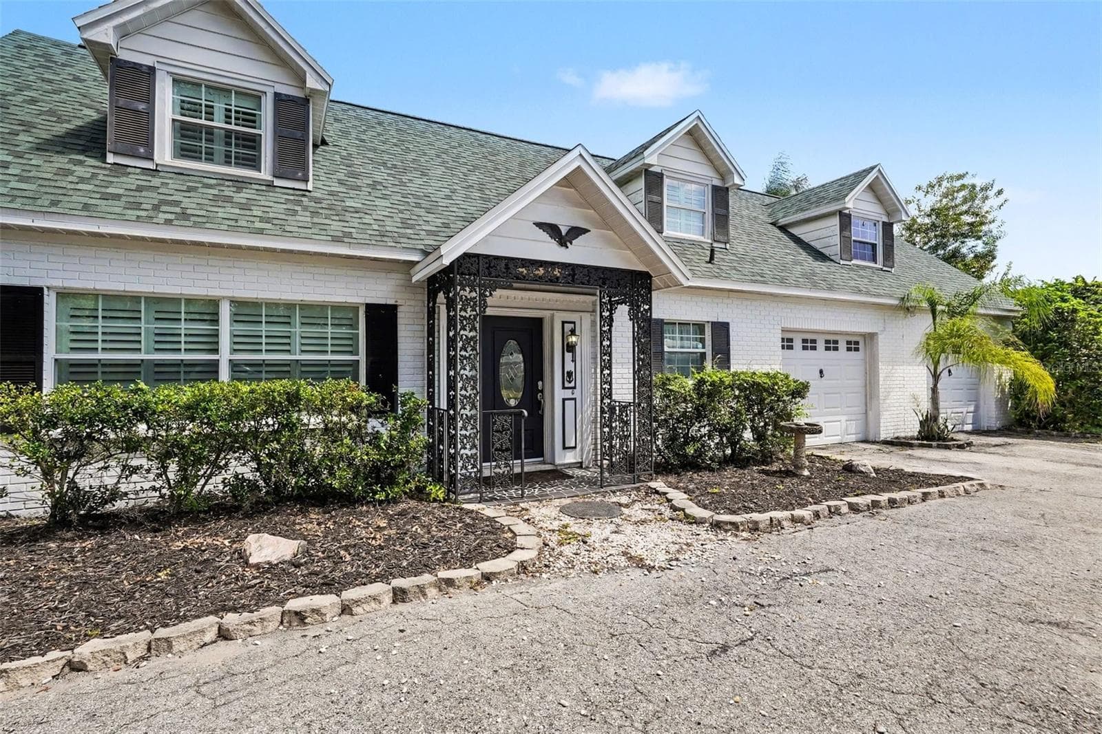 404 Clarissa Dr photo 3