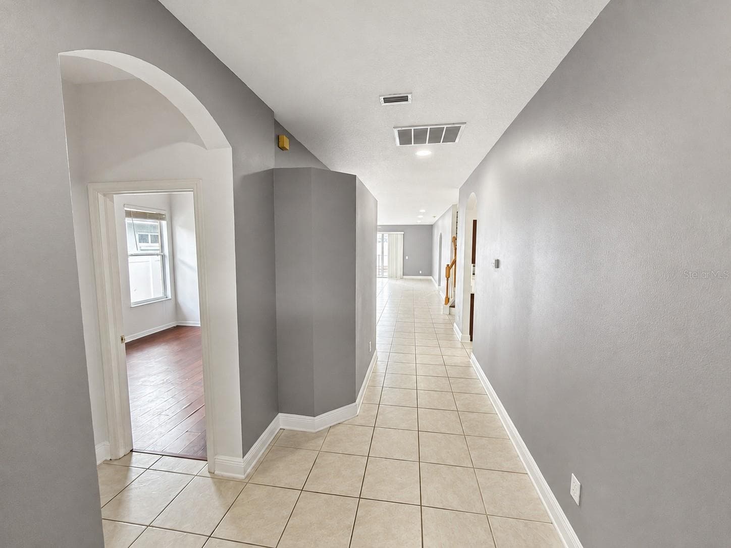 15430 Lake Bella Vista Dr photo 2