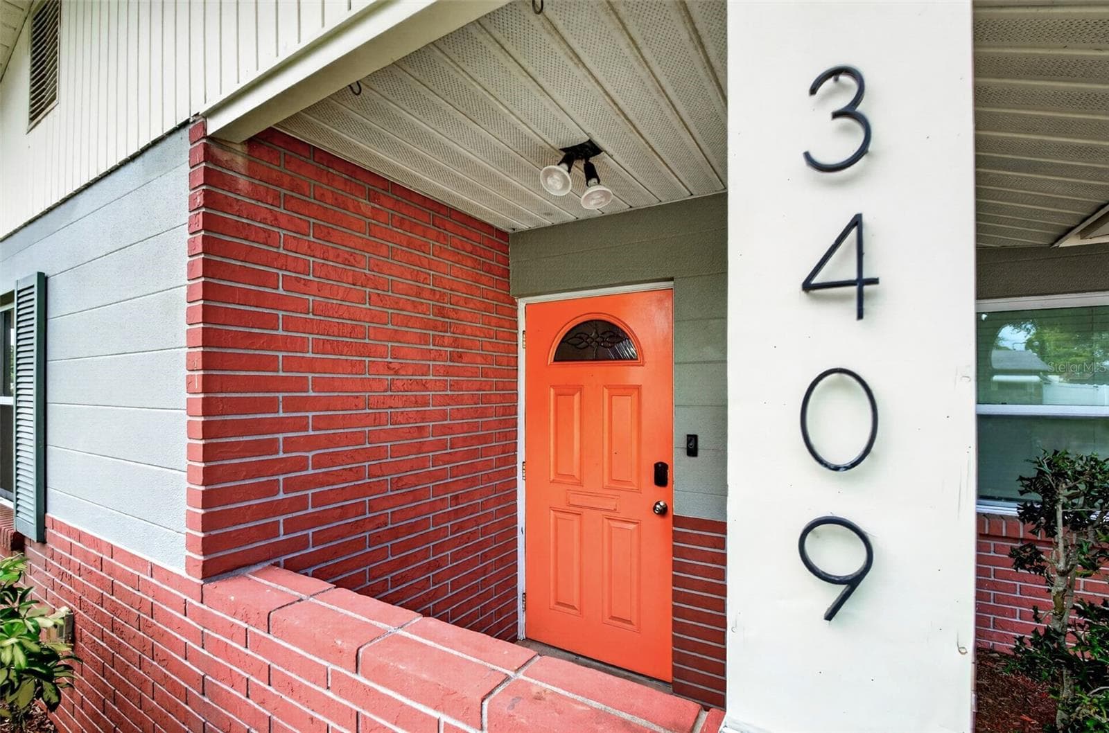 3409 18th Avenue Dr W photo 4