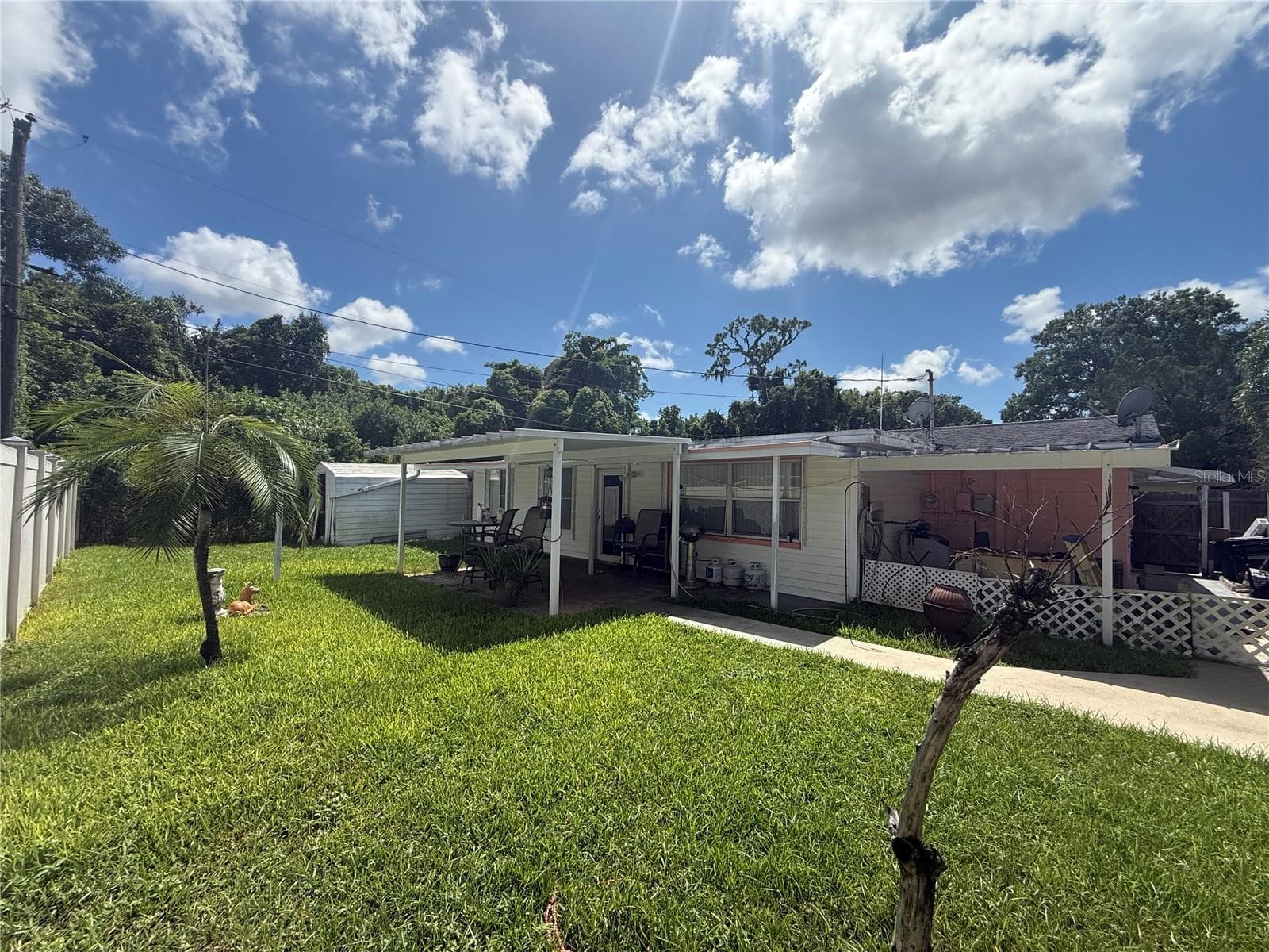 1650 Aqua Ln photo 5