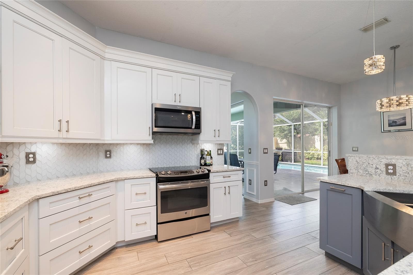 3009 Key Harbor Dr photo 4