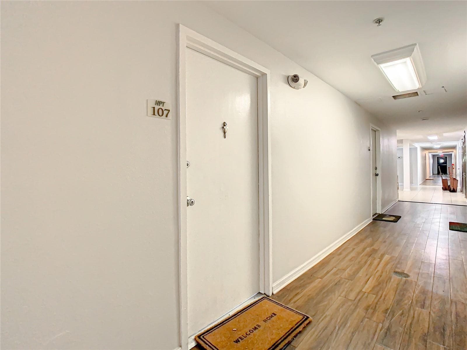 406 S Cedar Ave #107 photo 3