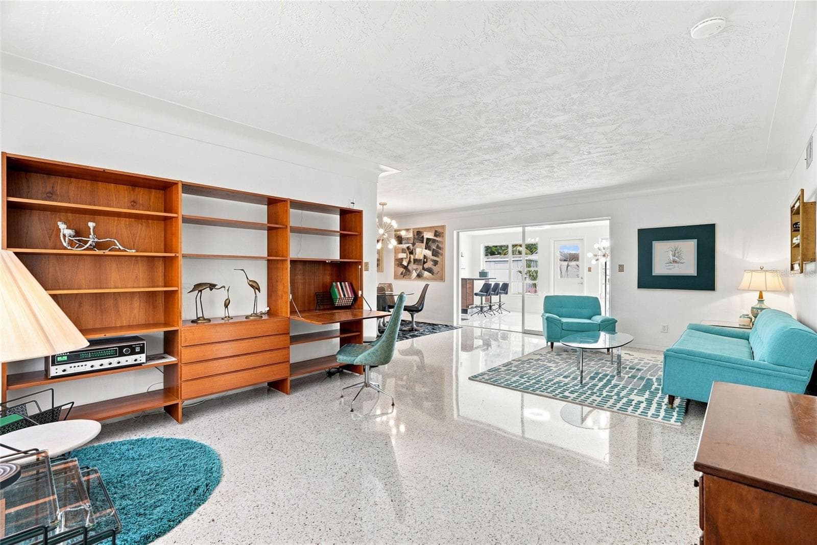 1842 59th Way N photo 3