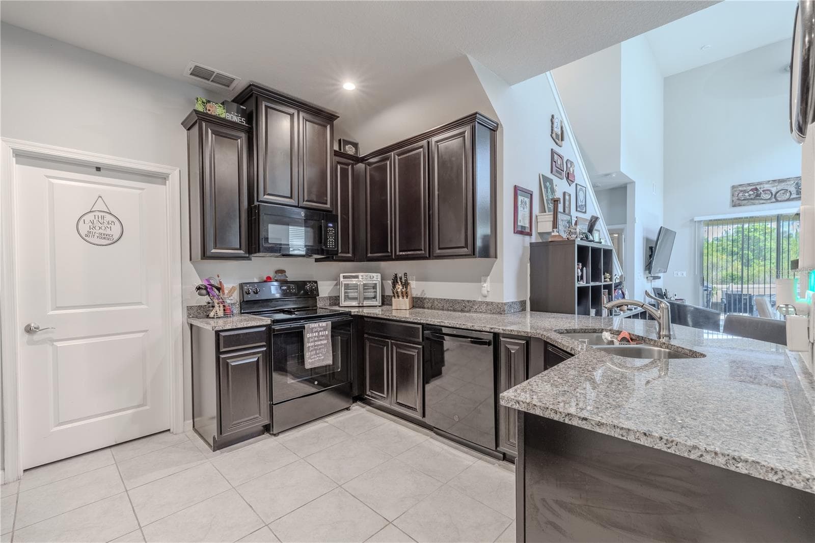 3029 Jacob Crossing Ln photo 5