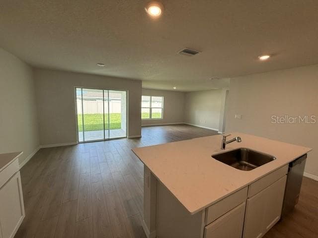 5731 Silver Moonlight Dr photo 4