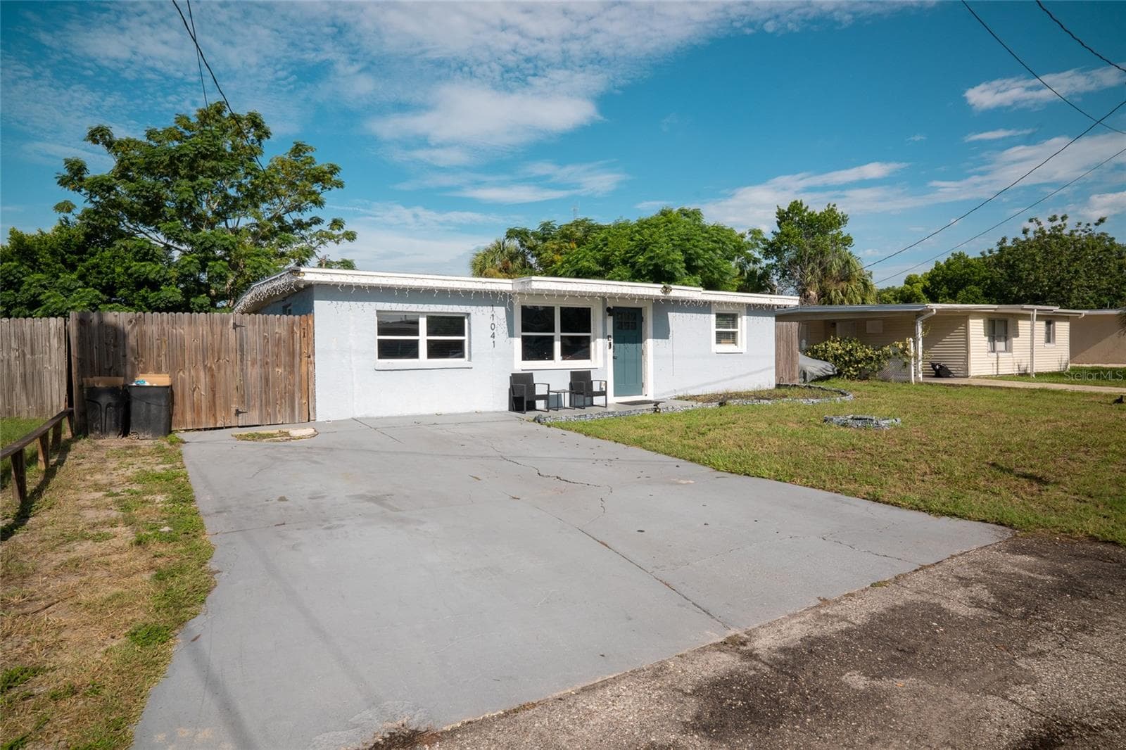 11041 Taft Dr photo 3