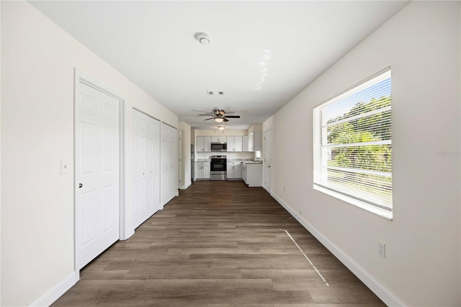 3012 Clay Cir photo 4