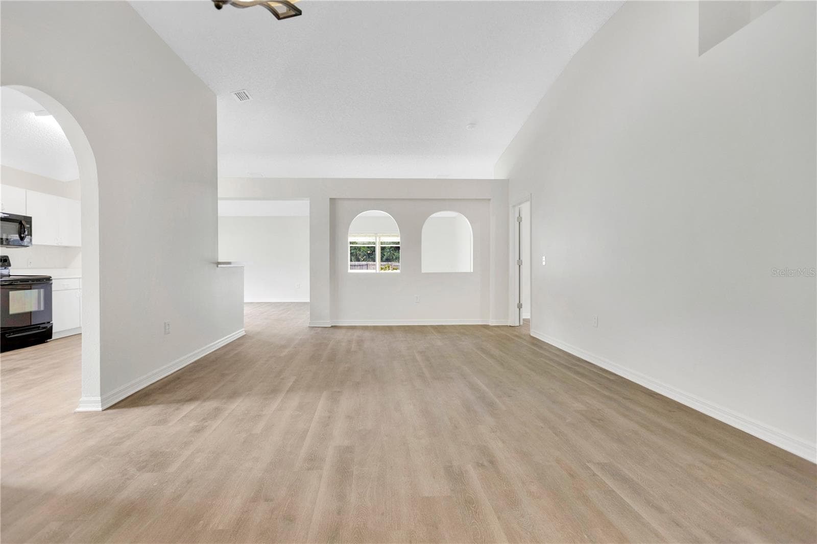 6203 Venezia Pl photo 5